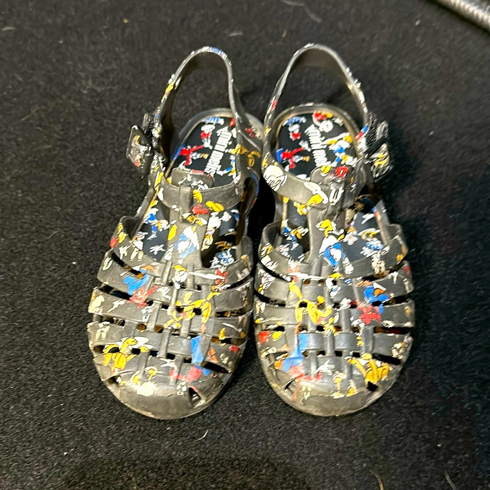 Melisa toddler sandals size 9